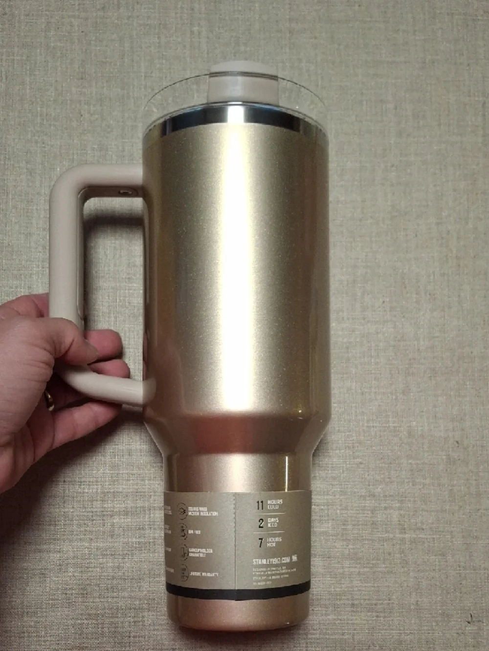 New Stanley Quencher Tumbler Elf 40oz - Picture 3 of 5